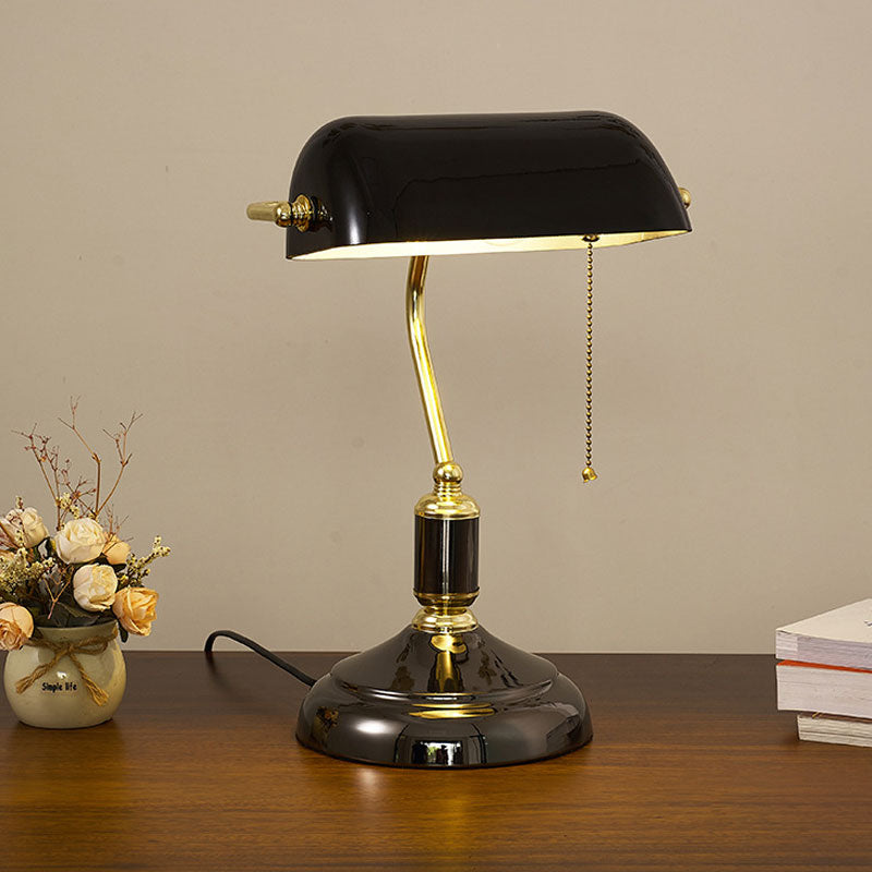 Bordslamp I Glas I Europeisk Stil