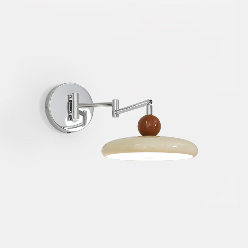 Lola Vägglampa Med Svängbar Arm