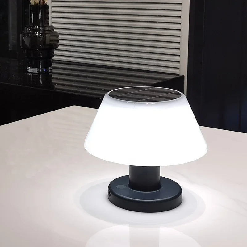 Solari Lamp| Solcellsdriven Bordslamp
